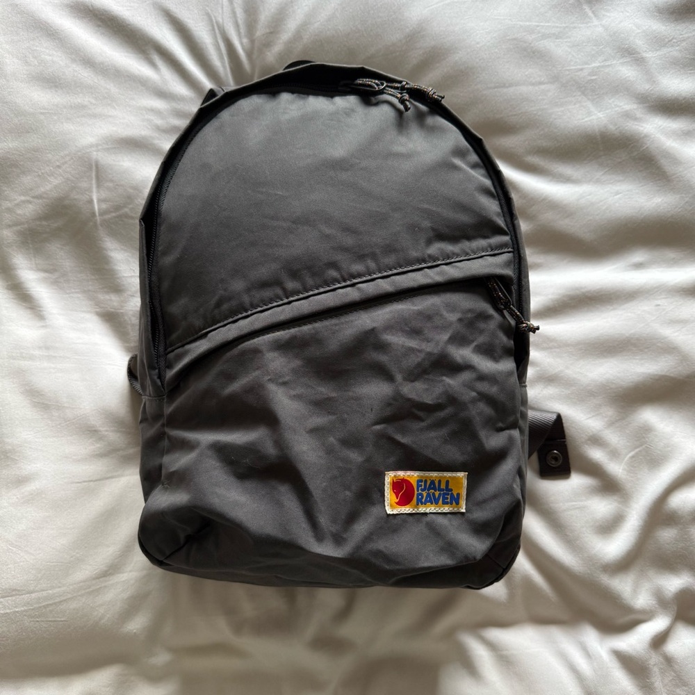 Vardag 16 Stone Grey